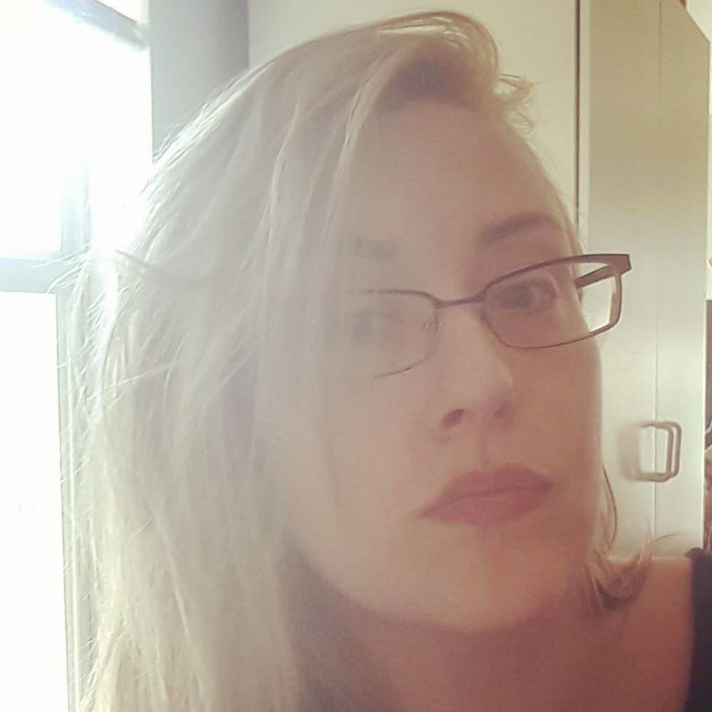 Meet your Posher, Brooke